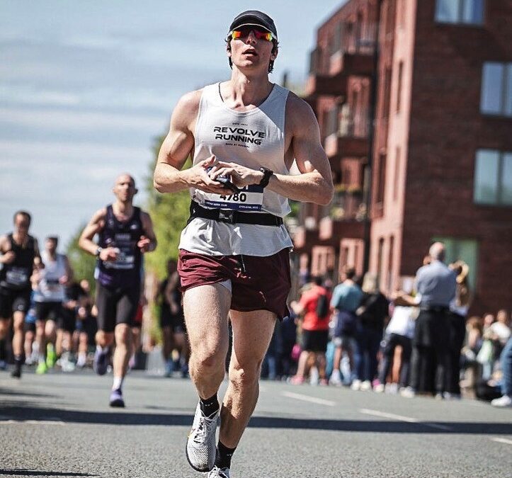 Personal trainer Elliot Edwards to tackle epic marathon duo for East Cheshire NHS Charity