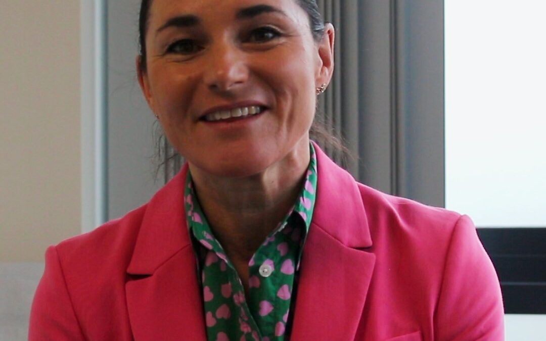 Britain’s most decorated Paralympian Dame Sarah Storey champions early detection at Macclesfield Hospital on World Cancer Day